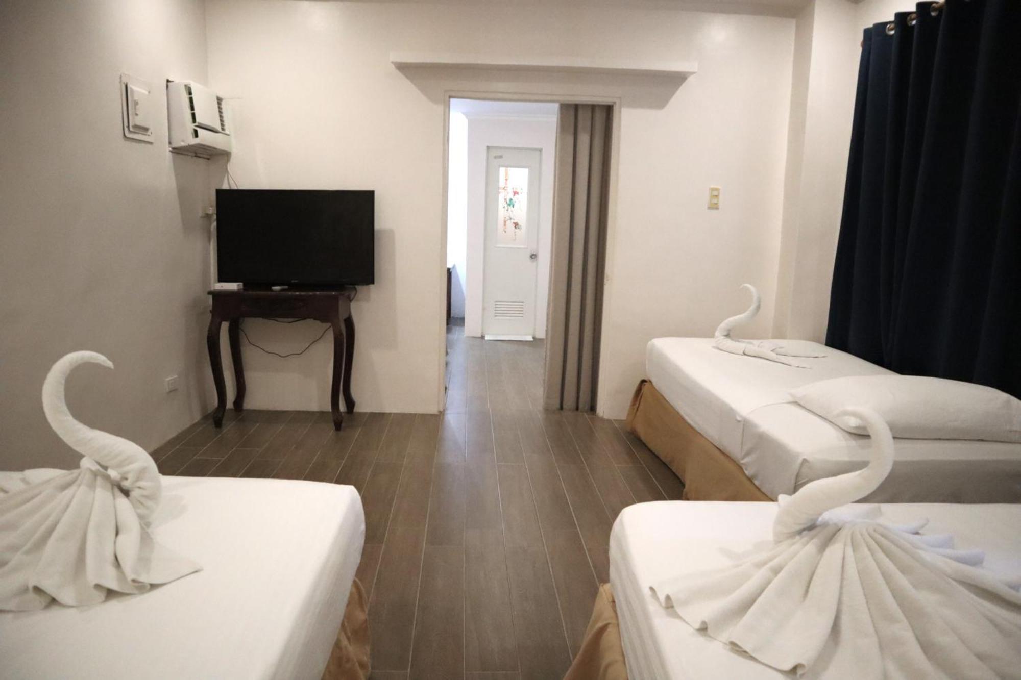 Island Inn Balabag  Extérieur photo