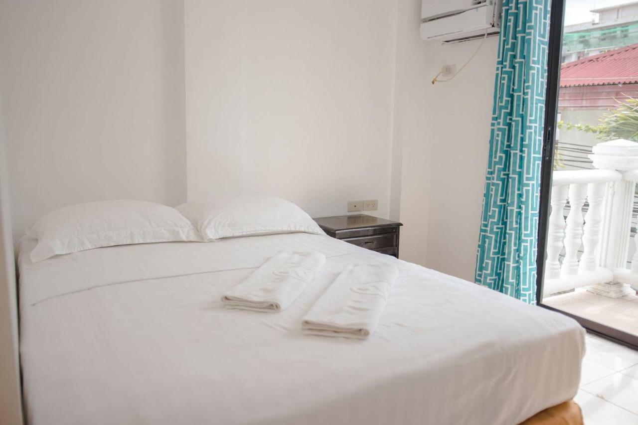 Island Inn Balabag  Extérieur photo
